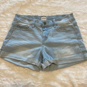 Sneak Peek cuffed jean shorts